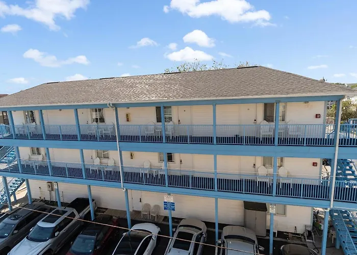 Safari Boardwalk Hotel